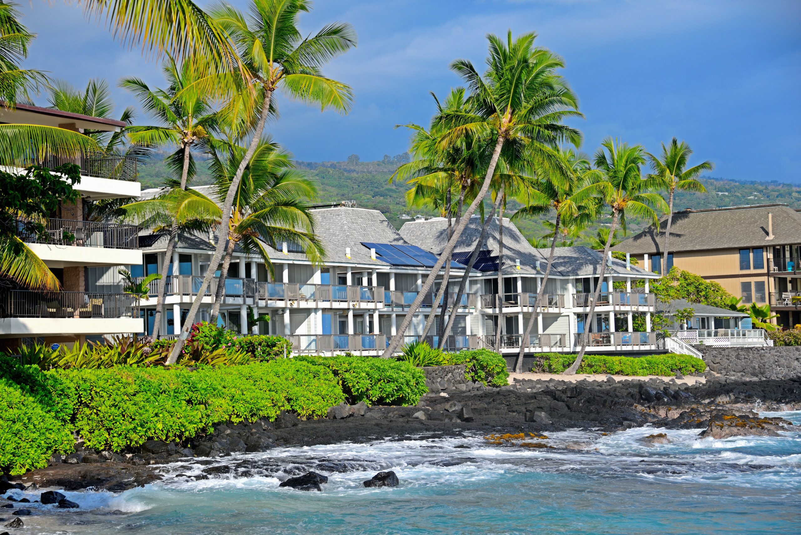 Book your vacation rental - The Big Island Beach House